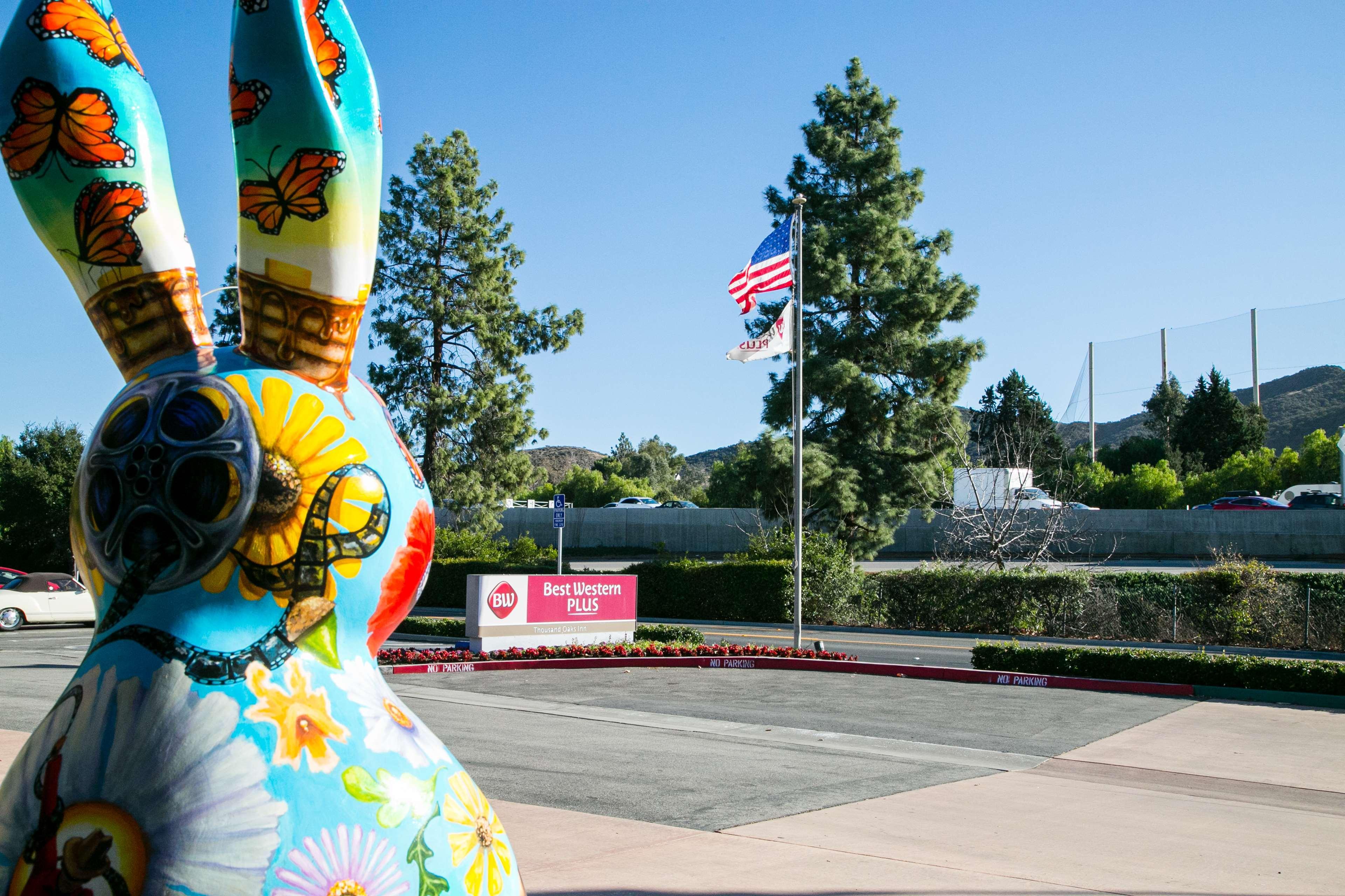 Best Western Plus Thousand Oaks Inn Exterior photo