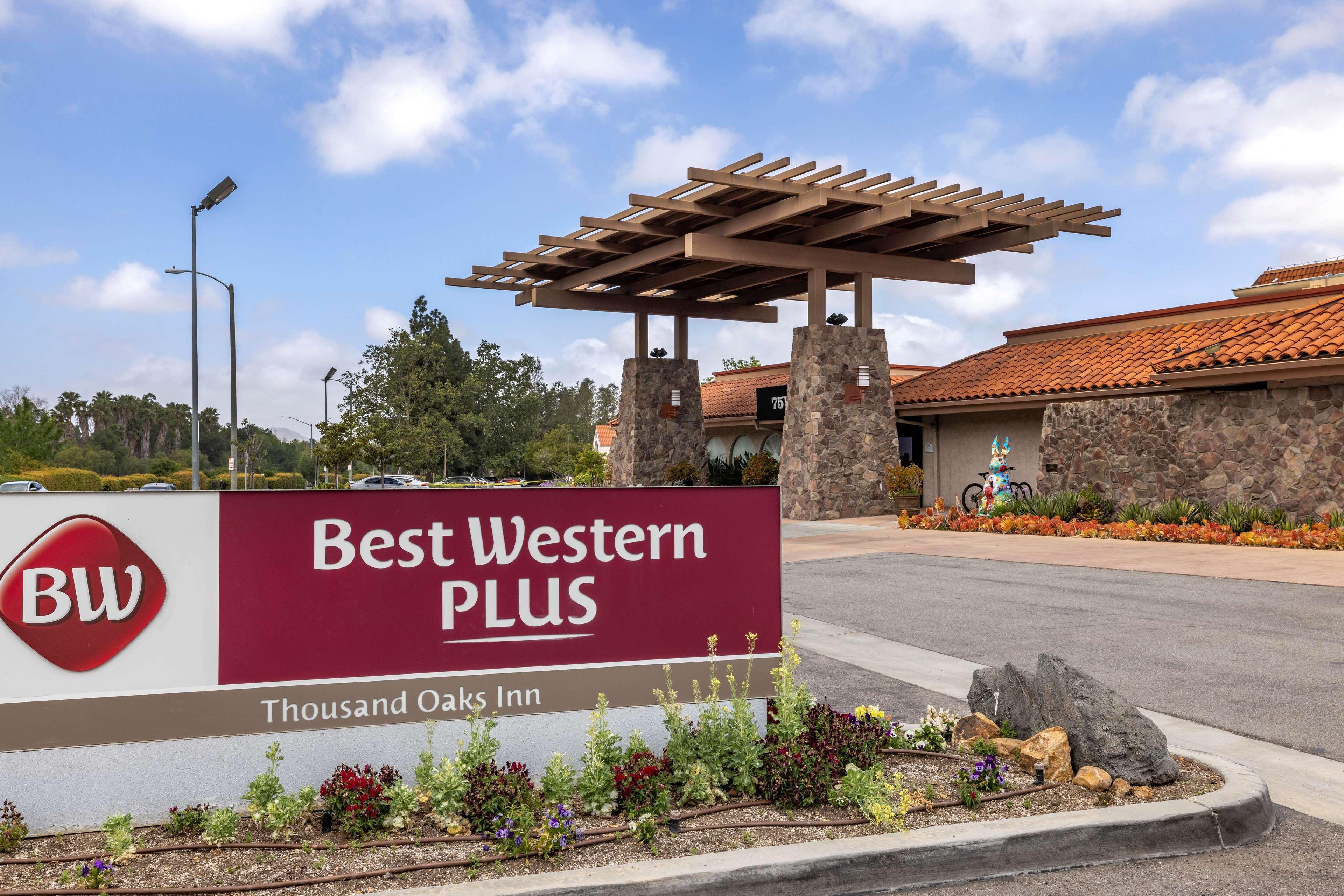Best Western Plus Thousand Oaks Inn Exterior photo